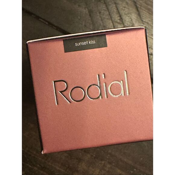 Rodial Blush Drops Sunset Kiss Full-size - Picture 5 of 5